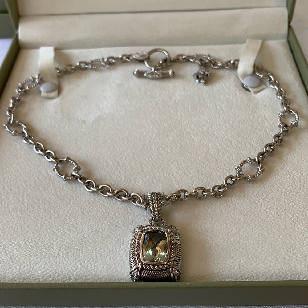 JUDITH RIPKA Sterling Silver Toggle Necklace 18”